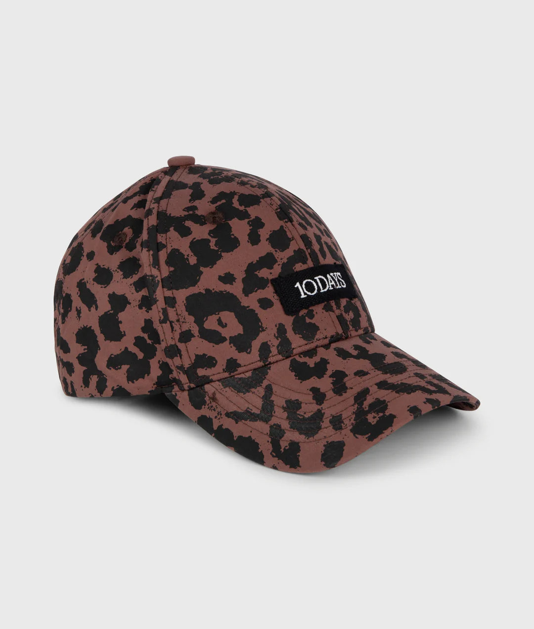 cap leopard